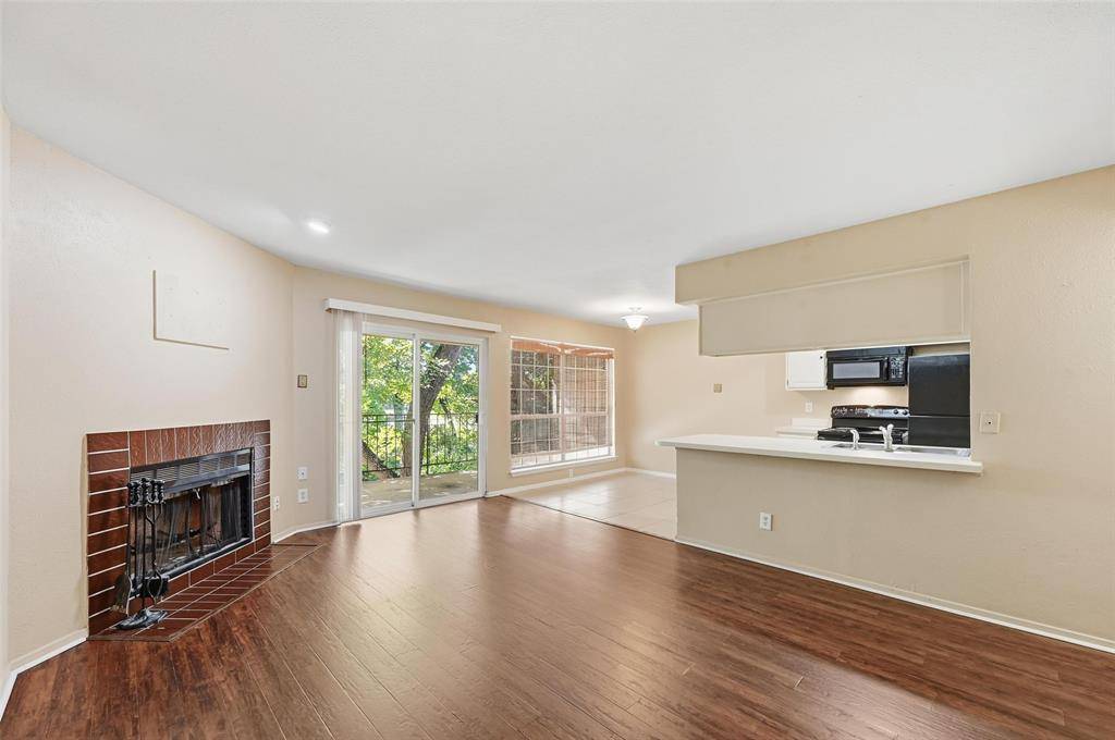 Dallas, TX 75211,2505 Wedglea Drive #232