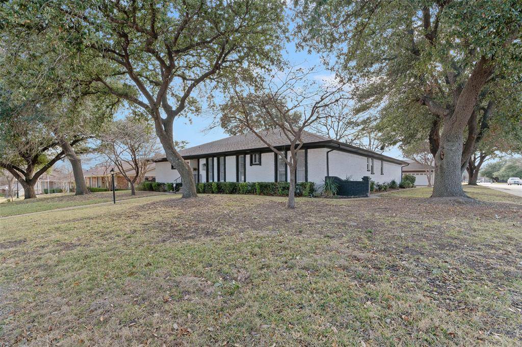 Dallas, TX 75227,4606 Hazelhurst Lane