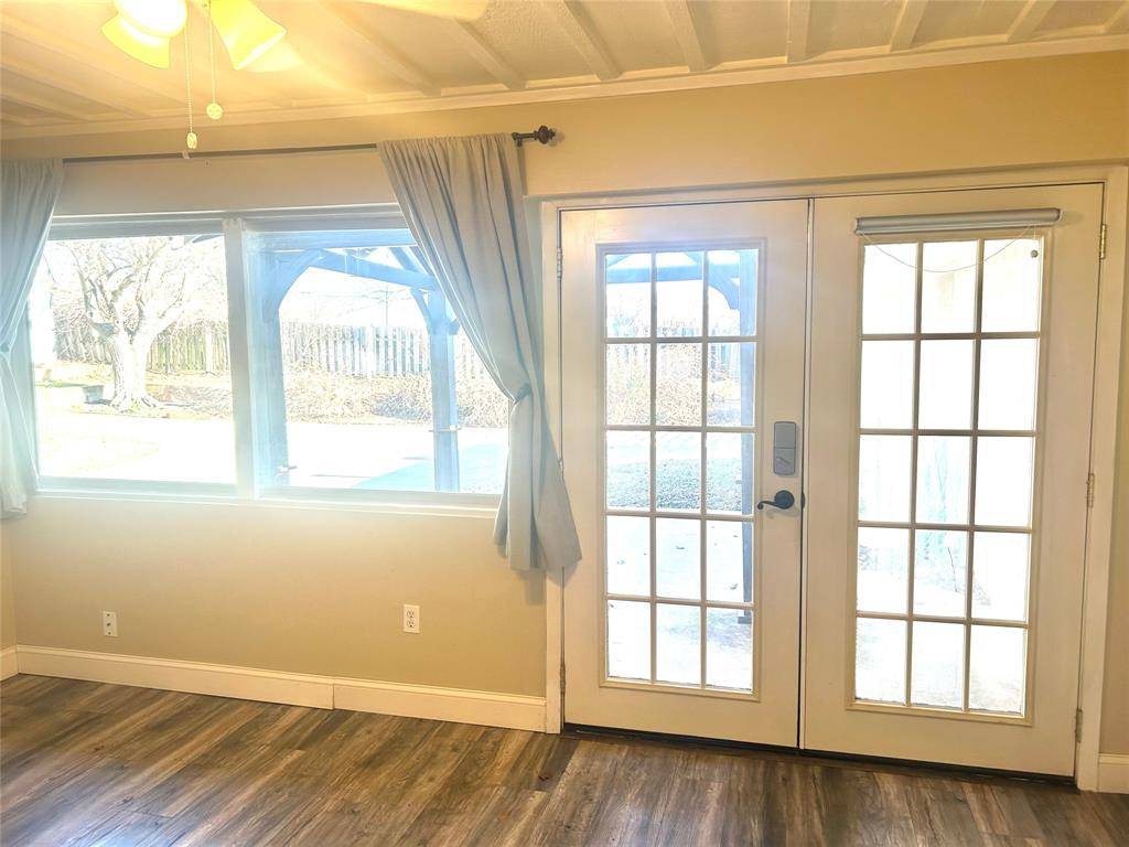 Sherman, TX 75092,1401 Greenbrier Drive