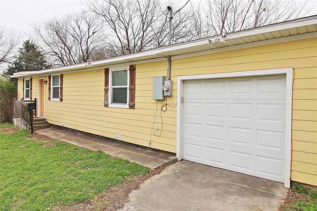 Dallas, TX 75211,1903 Dryden Drive