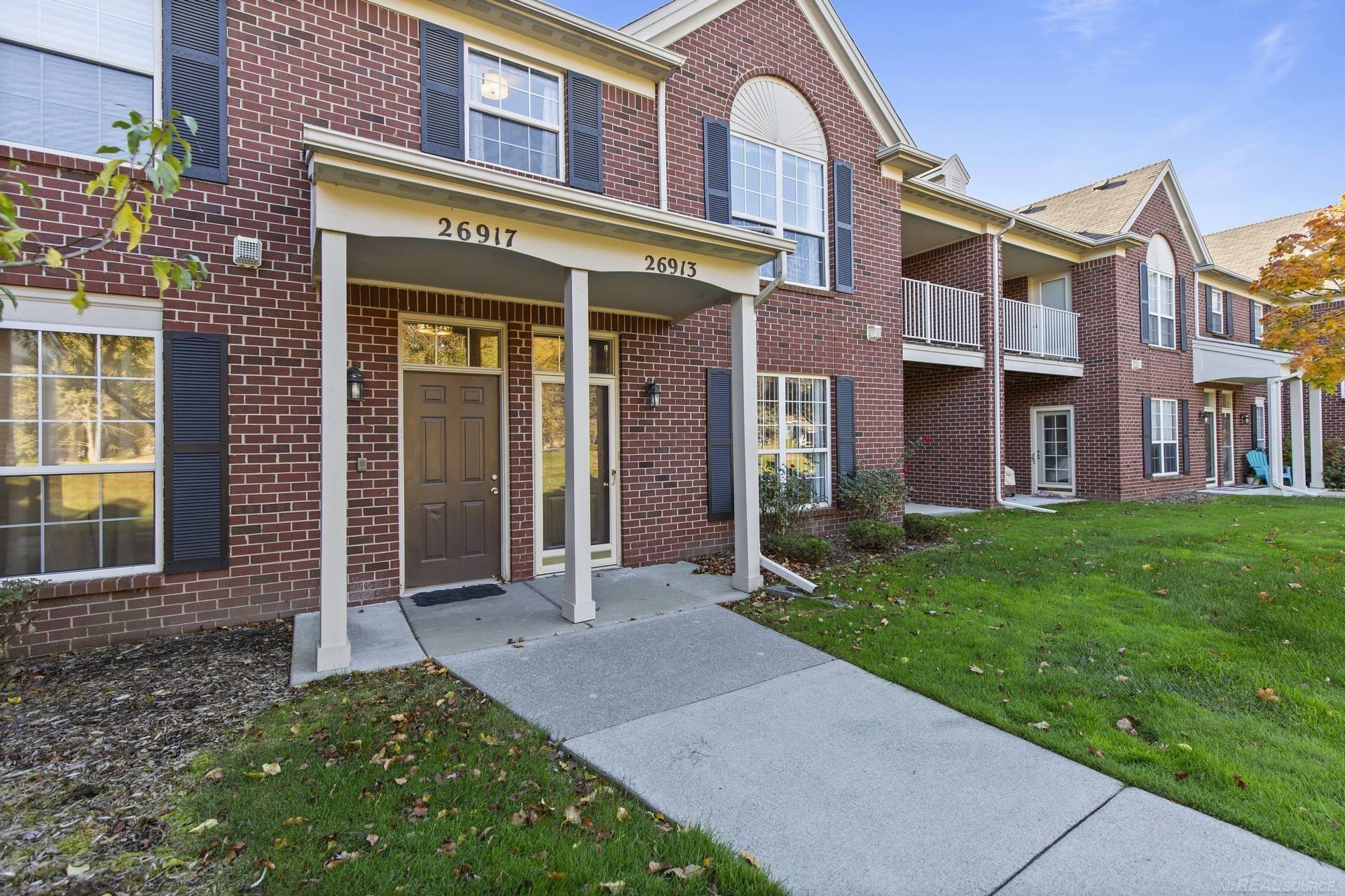 Harrison Twp, MI 48045,26917 Carrington PL