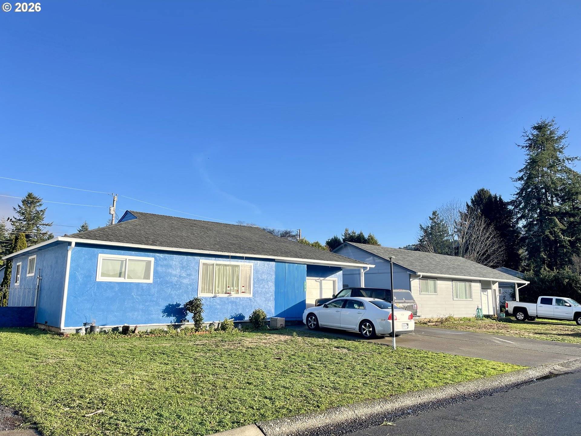 Brookings, OR 97415,328 SPRUCE DR. DR