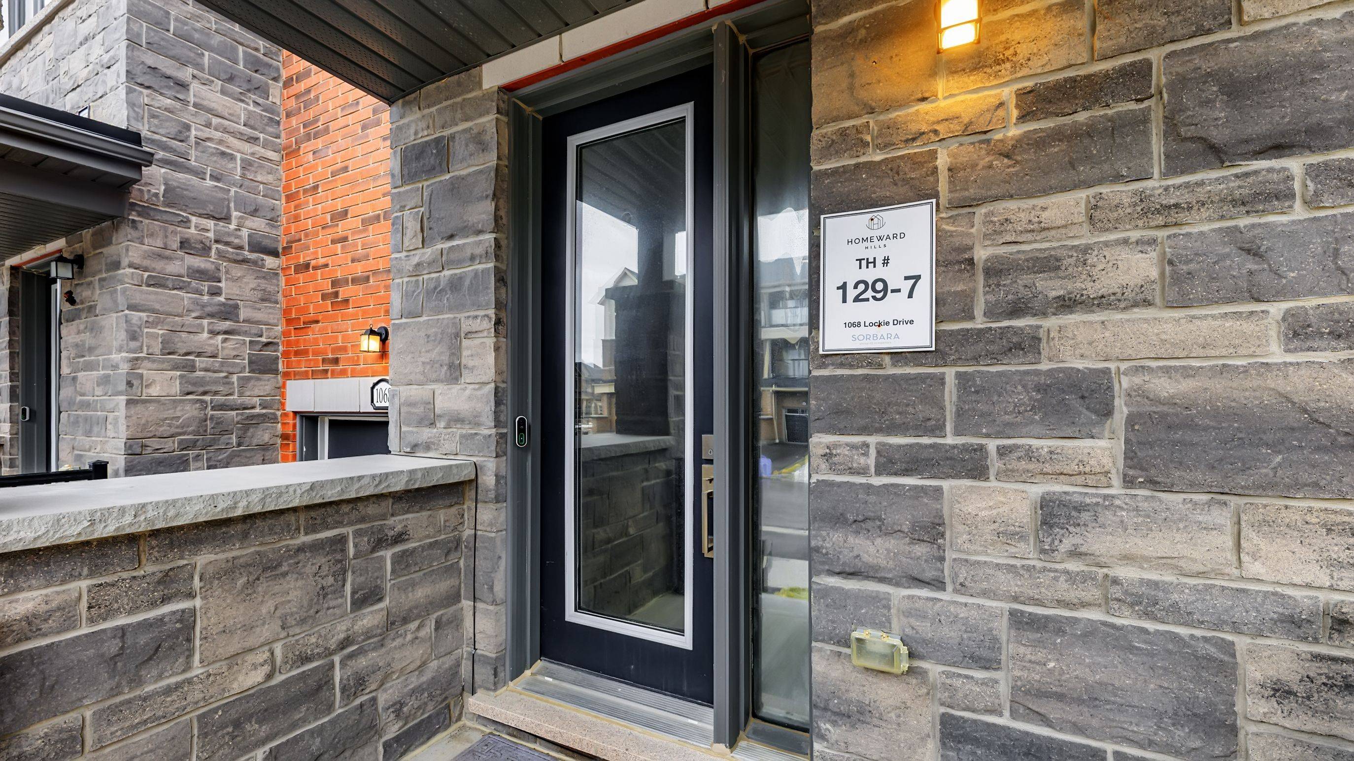 Oshawa, ON L1L 0R9,1068 Lockie DR