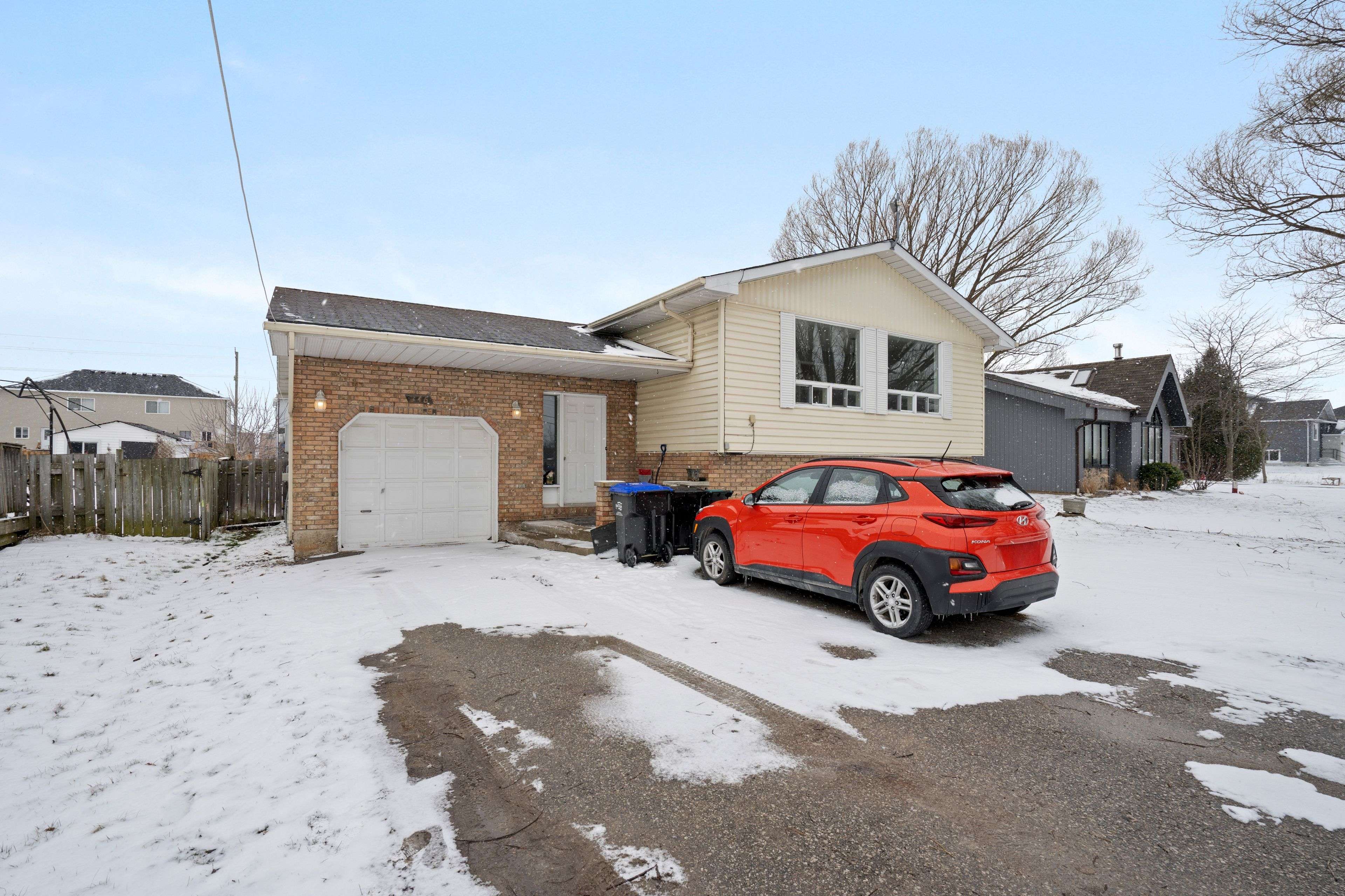 Clearview, ON L0M 1S0,7481 County Road 91 N/A