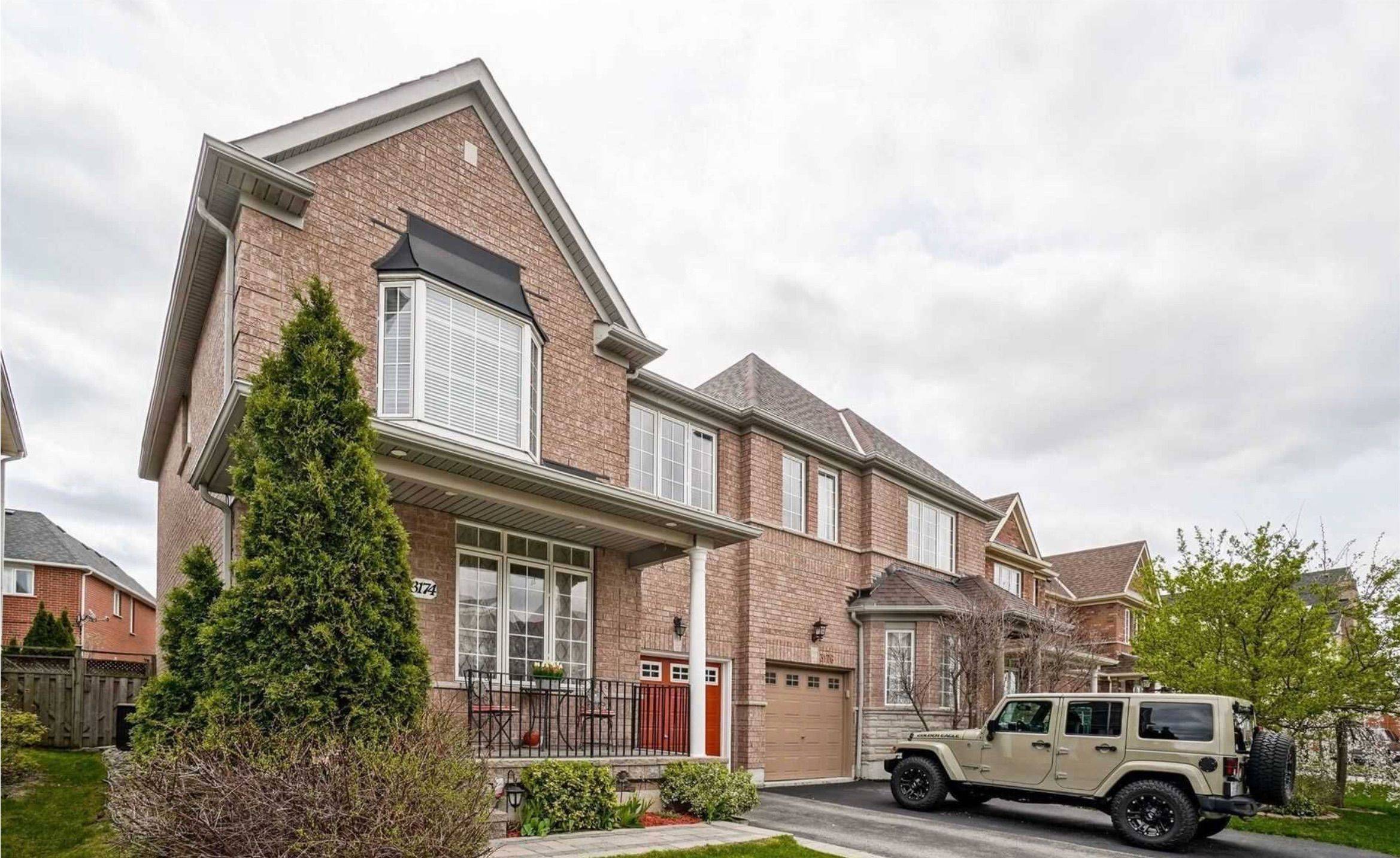 Mississauga, ON L5M 6V7,3174 Velmar DR