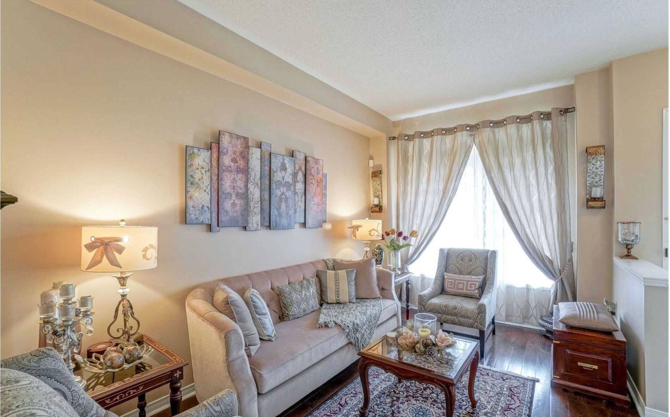Mississauga, ON L5M 6V7,3174 Velmar DR