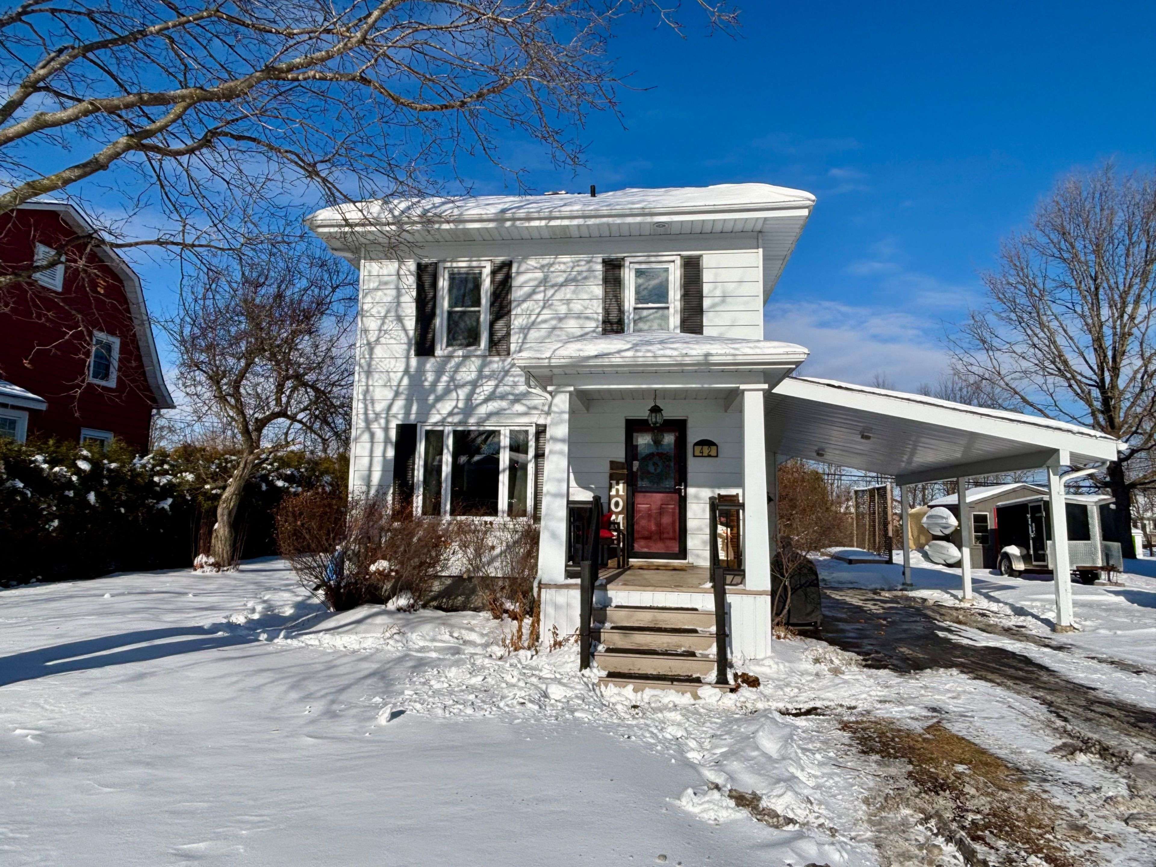 South Stormont, ON K0C 1P0,42 Saunders AVE