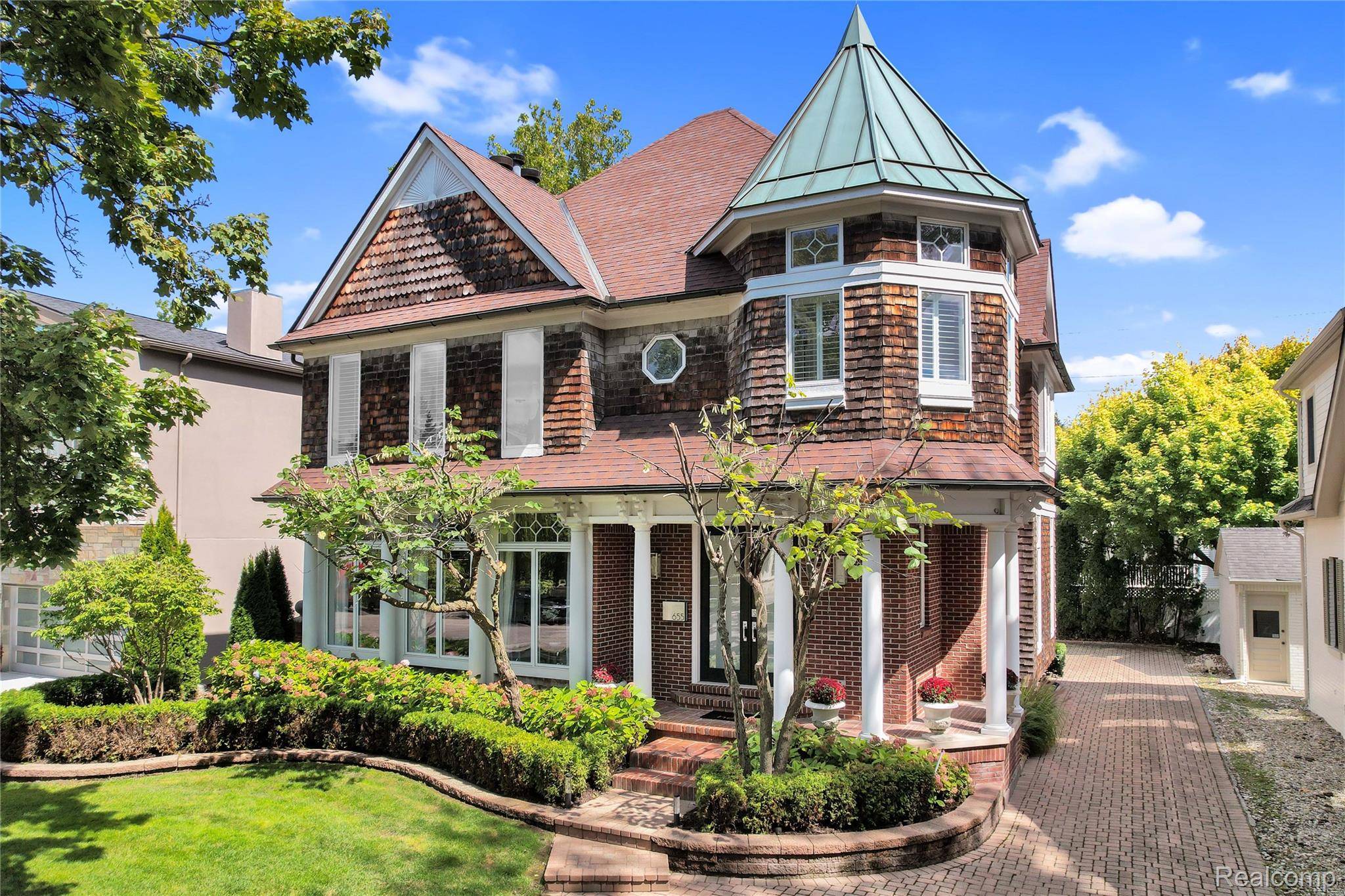 Birmingham, MI 48009,655 Chester ST