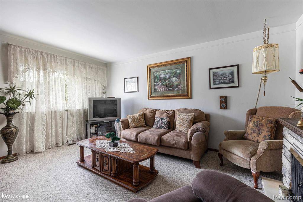 Warren, MI 48091,25810 Virginia DR