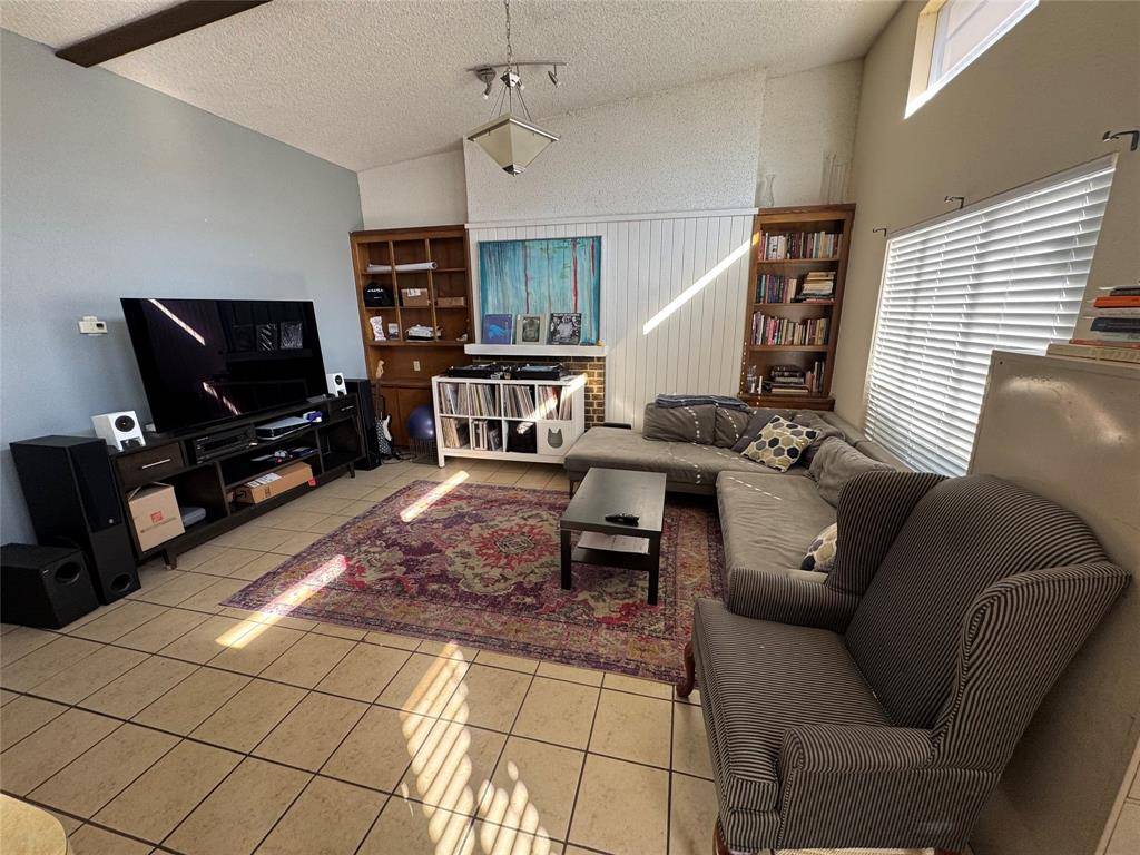 Fort Worth, TX 76110,2708 McCart Avenue #2710