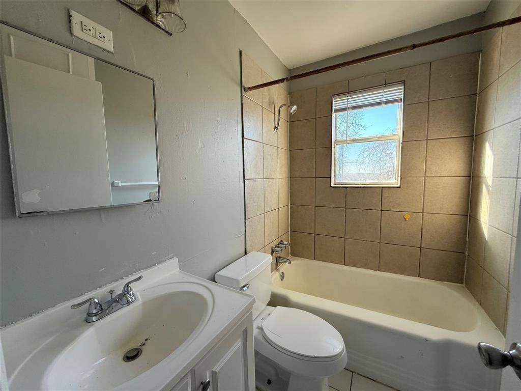 Irving, TX 75060,2240 Riverview Drive #A