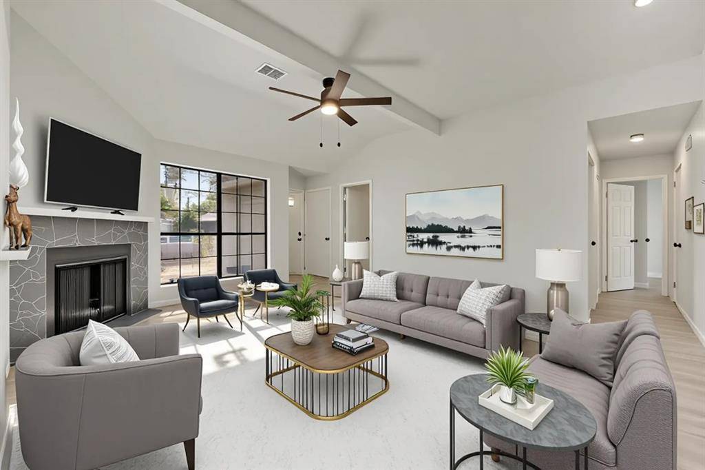 Arlington, TX 76002,615 Red Coat Lane