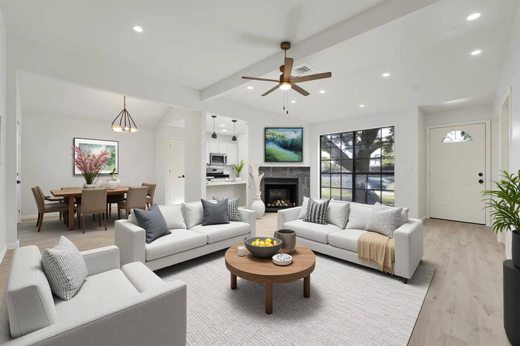 Arlington, TX 76002,615 Red Coat Lane