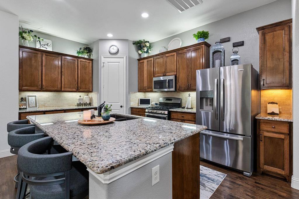 Arlington, TX 76005,1010 Ivy Charm Way