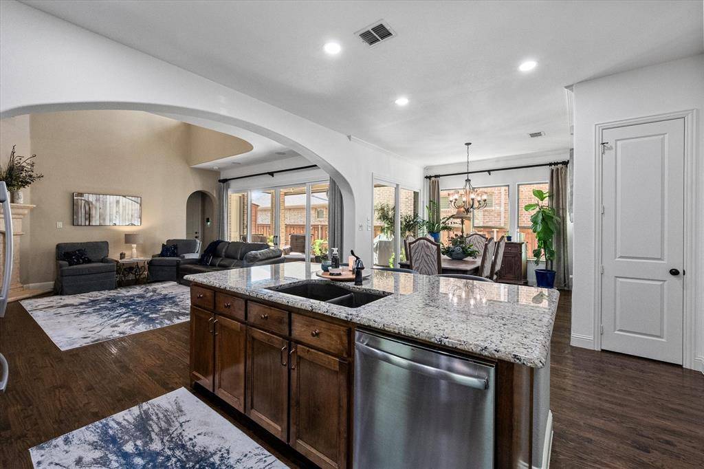 Arlington, TX 76005,1010 Ivy Charm Way