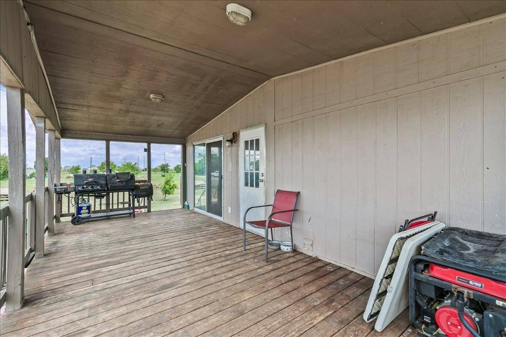 Cleburne, TX 76033,5680 County Road 1217