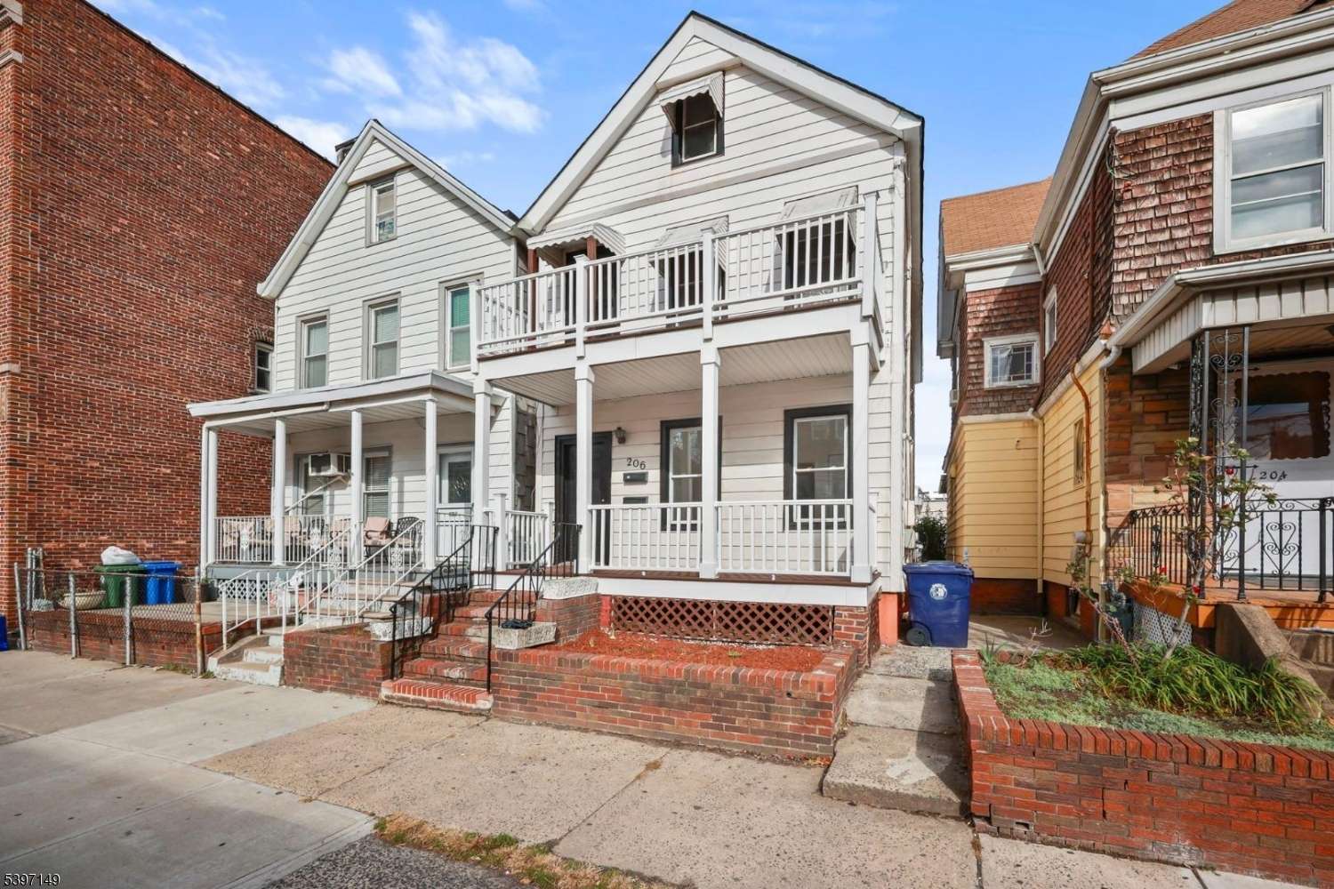 Perth Amboy City, NJ 08861,206 Market St