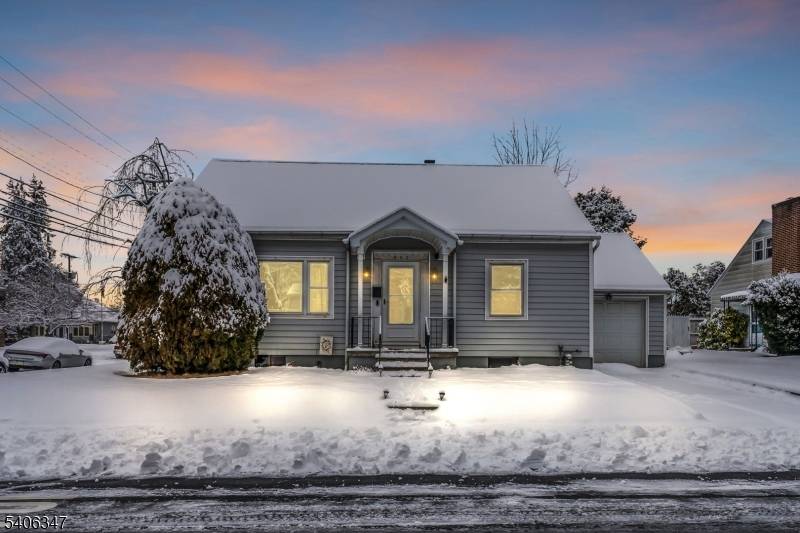 Phillipsburg Town, NJ 08865,593 Corliss Ave