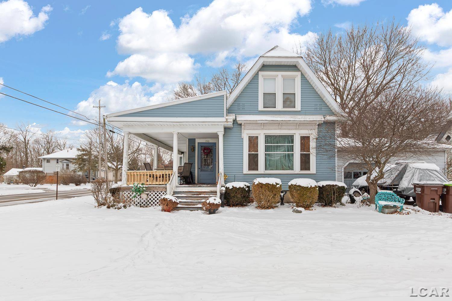 Adrian, MI 49221,1006 College AVE