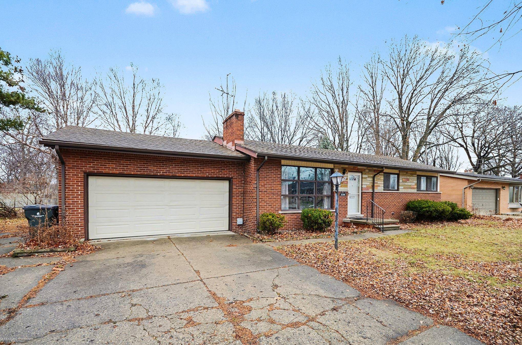 Saint Clair Shores, MI 48081,21181 Gordon RD