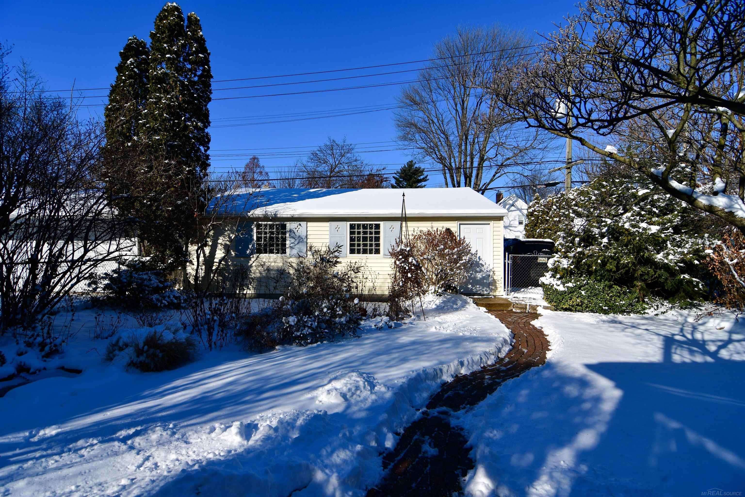 Dearborn, MI 48124,22742 Beech ST