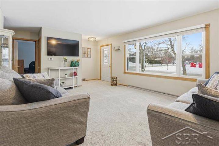 Midland, MI 48640,100 W Chapel LN