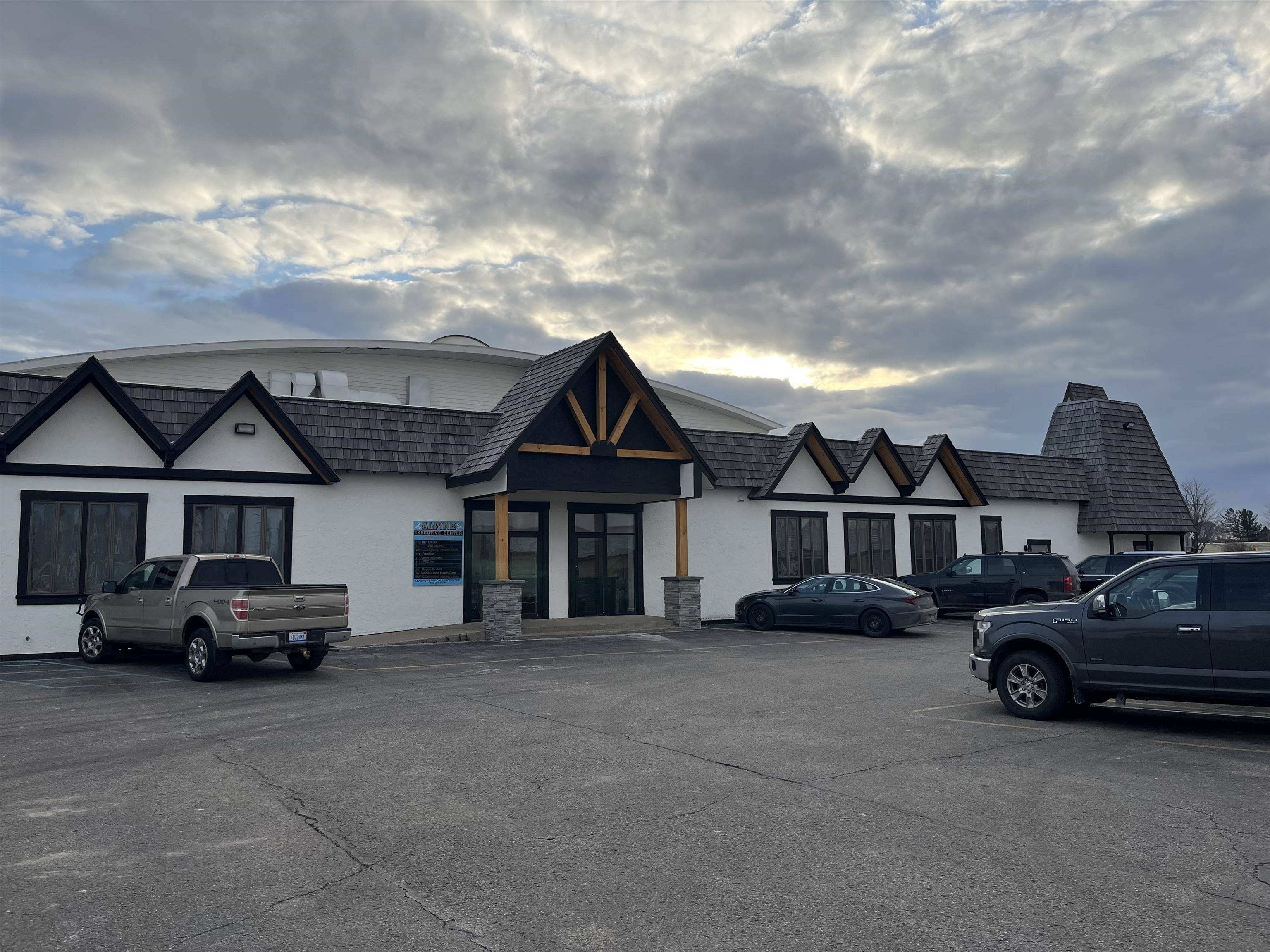 Gaylord, MI 49735,400 W Main ST