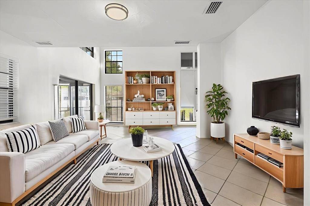 Palm Beach Gardens, FL 33418,579 Prestwick Cir #2