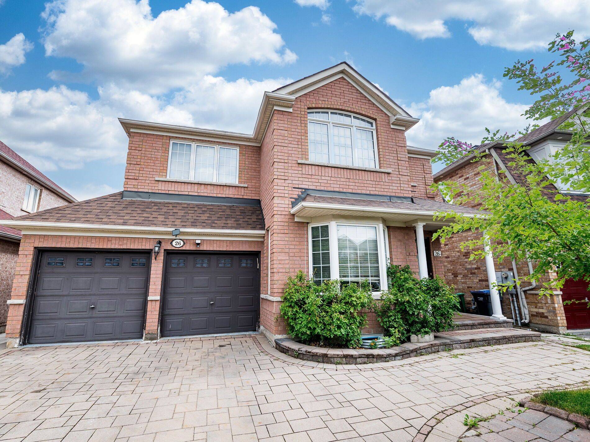 Brampton, ON L6R 2X5,26 Tangleridge BLVD