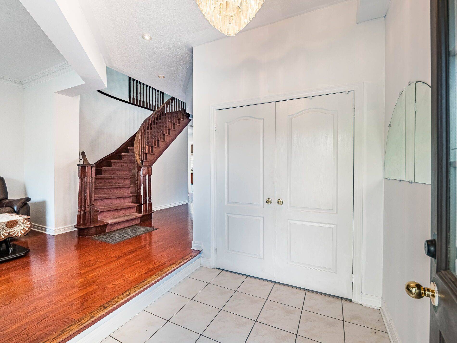 Brampton, ON L6R 2X5,26 Tangleridge BLVD