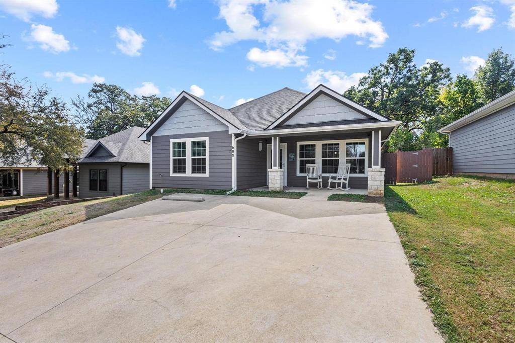 Denison, TX 75021,608 E Shepherd Street