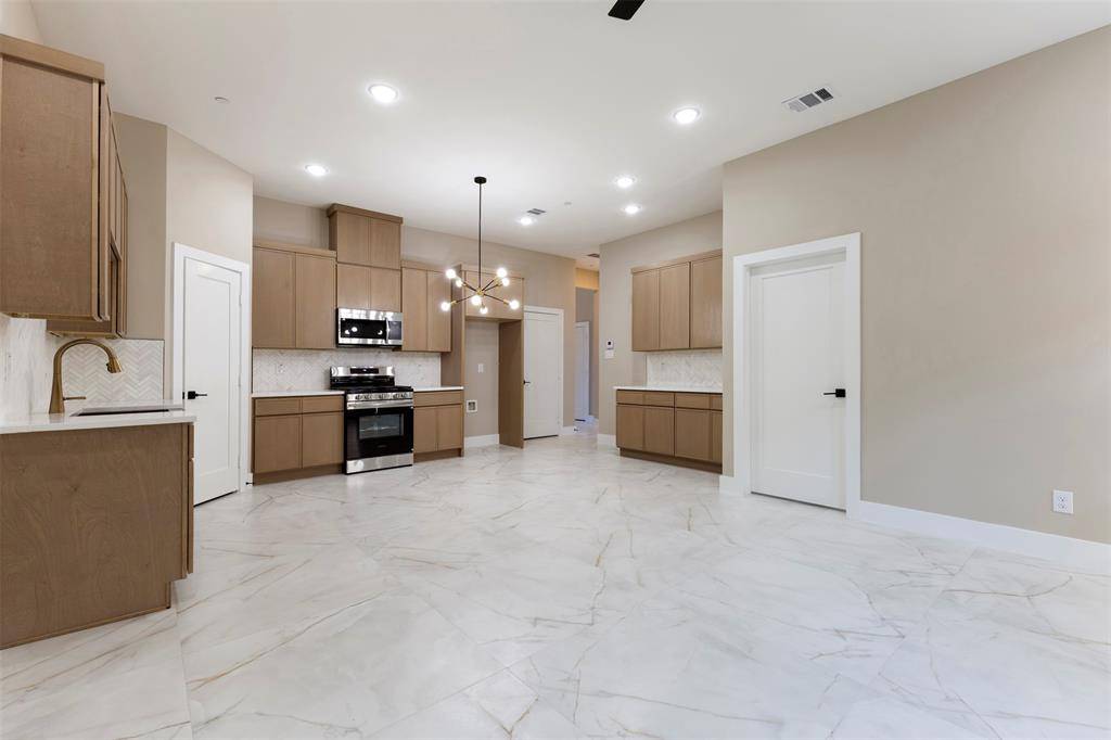 Irving, TX 75062,2370 Usman Drive