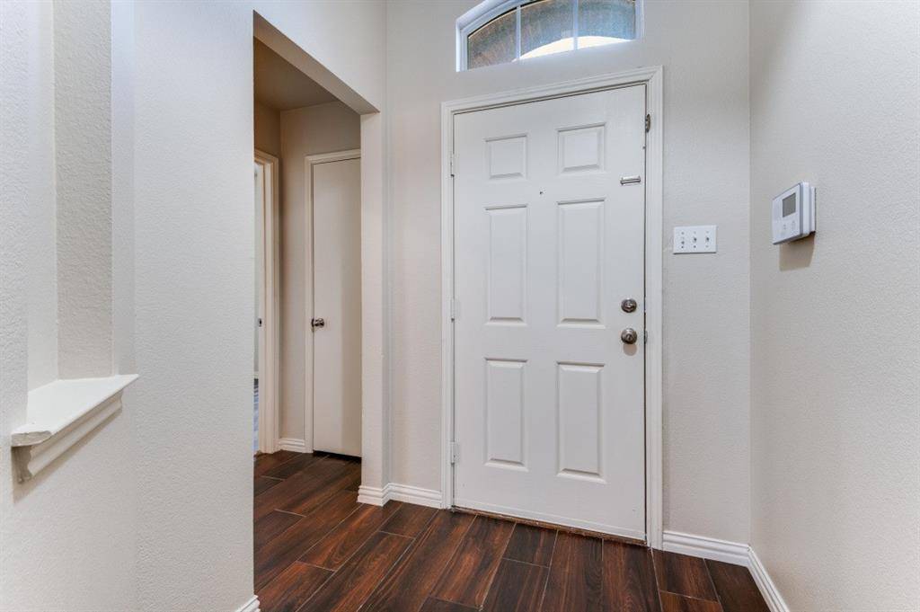 Dallas, TX 75237,2848 Trailhouse Drive