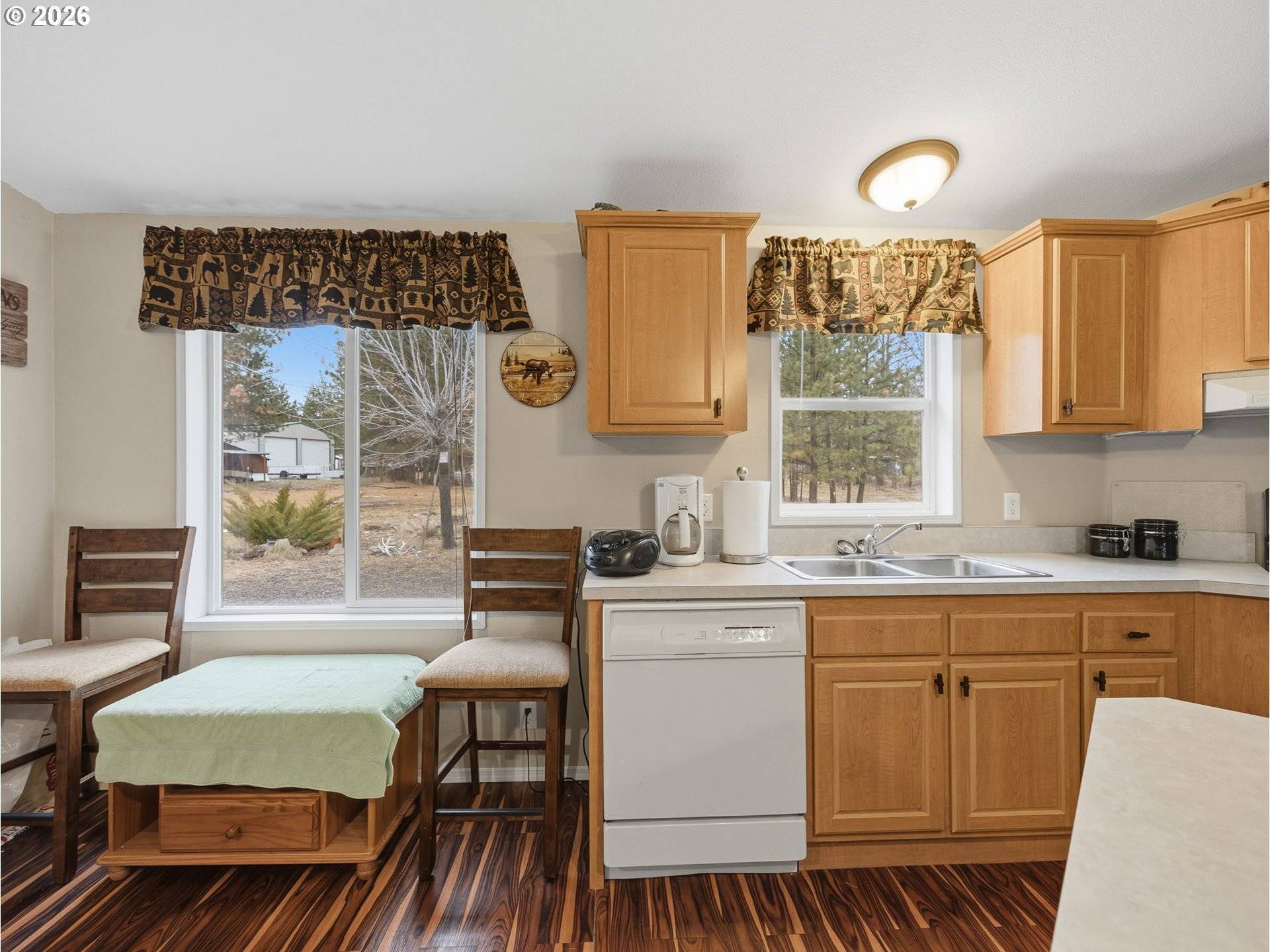 271 S FAIRWAY RD ##B, Tygh Valley, OR 97063