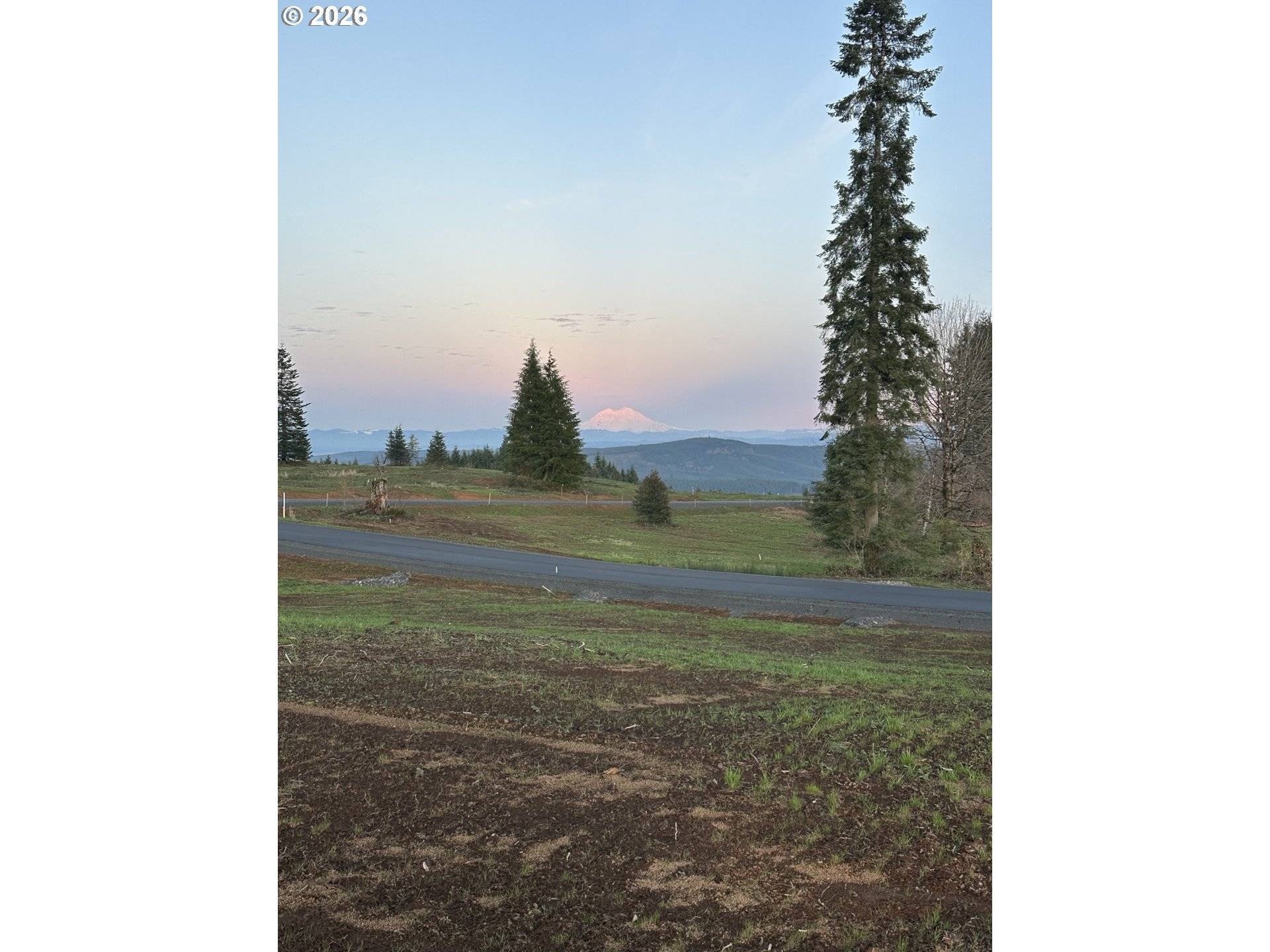 236 Suncrest DR #1, Castle Rock, WA 98611