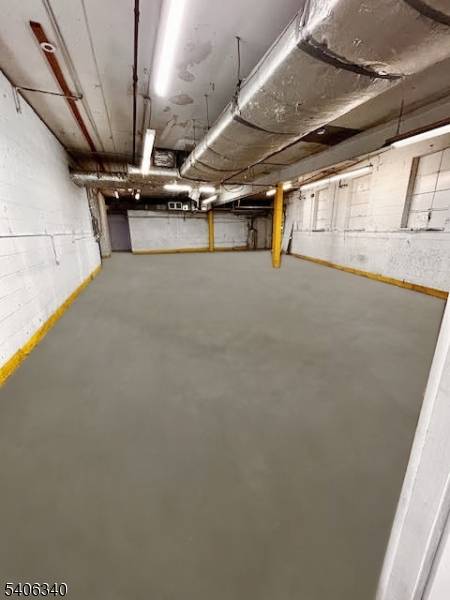 East Rutherford Boro, NJ 07073,45 Carlton Ave