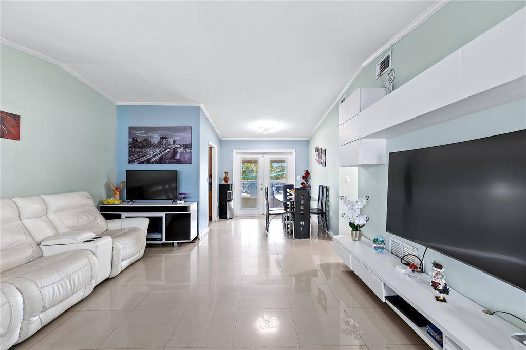 Palm Beach Gardens, FL 33410,9174 N Military Trl