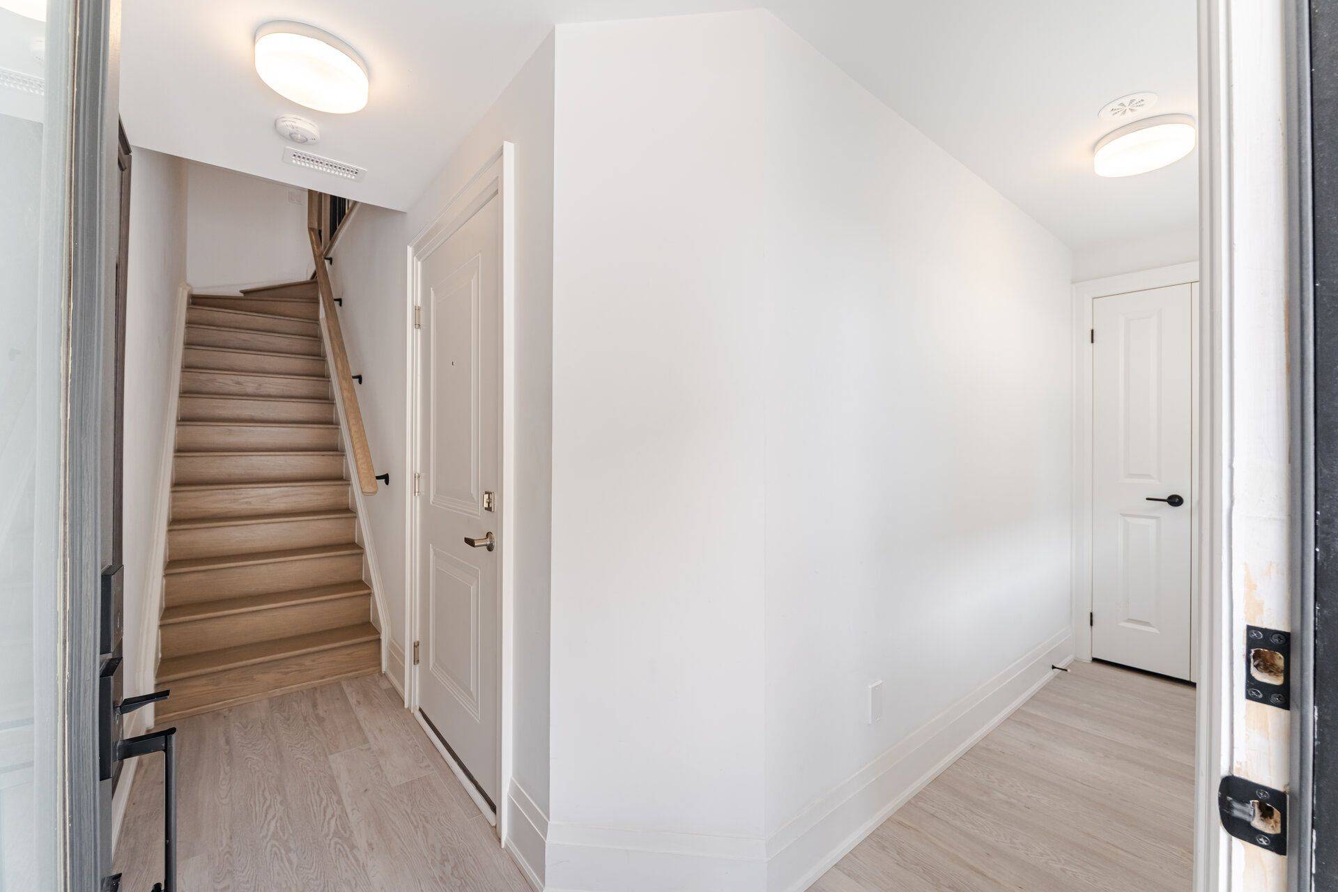 Mississauga, ON L5M 2R6,15 Lunar CRES #78