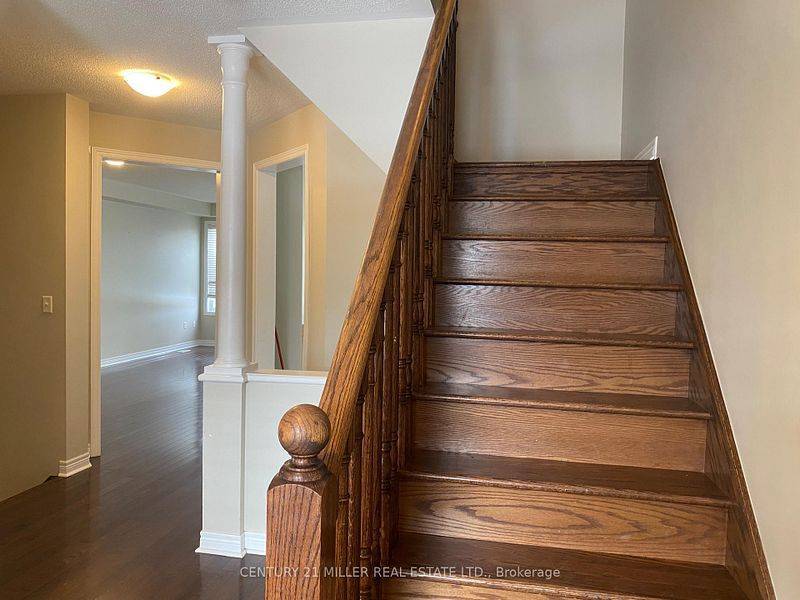 Oakville, ON L6M 0M3,2019 Trawden WAY #63