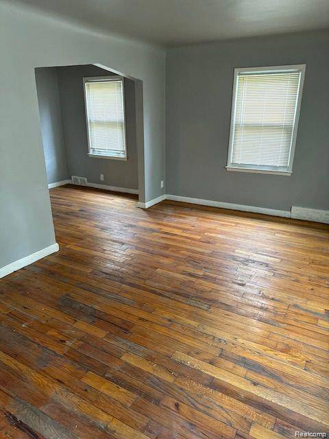 Detroit, MI 48204,8501 Roselawn ST