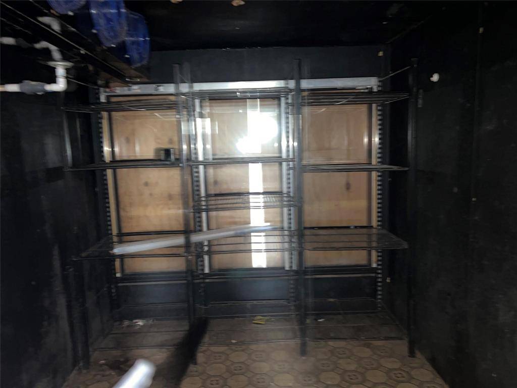 Emory, TX 75440,937 S State Highway 19