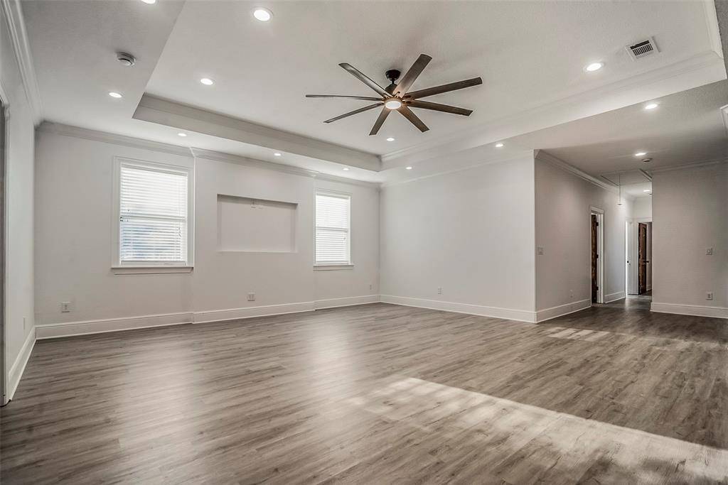 Savoy, TX 75479,302 N Front Street