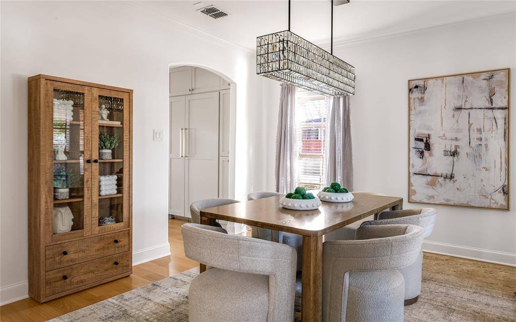 Dallas, TX 75206,5551 Miller Avenue