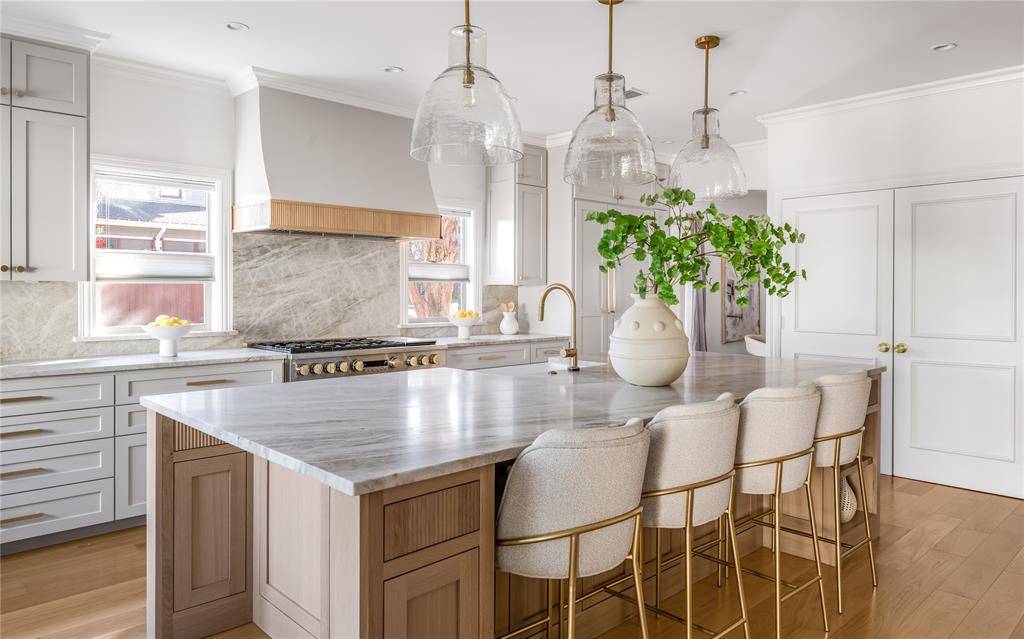 Dallas, TX 75206,5551 Miller Avenue