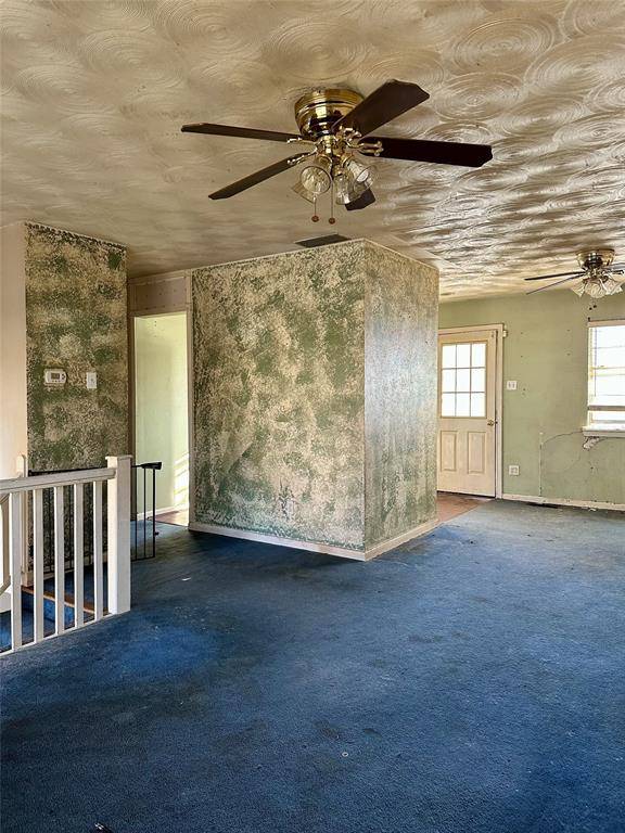 Irving, TX 75060,206 Senter Valley Road