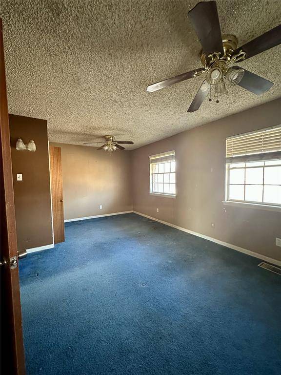 Irving, TX 75060,206 Senter Valley Road