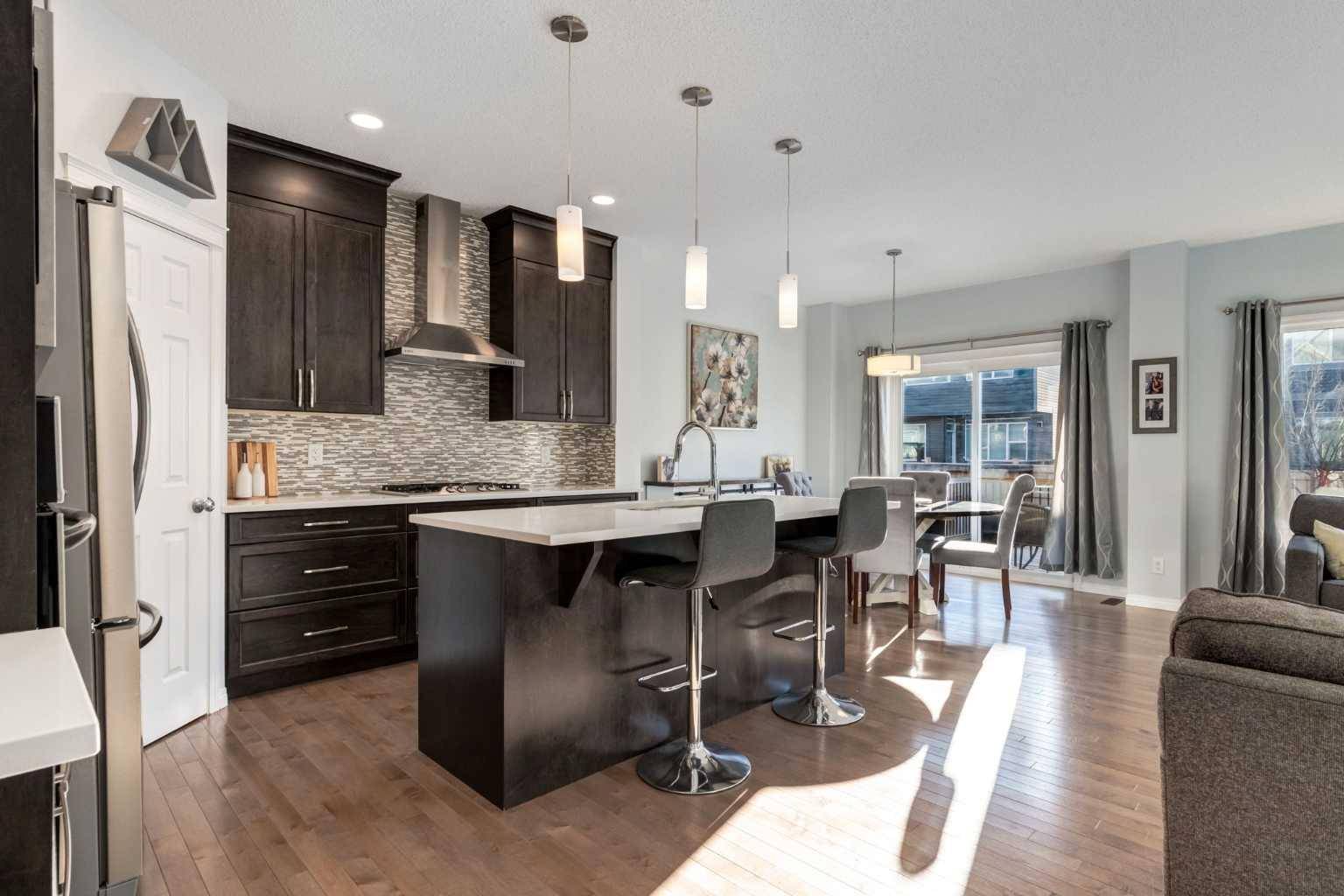 Cochrane, AB T4C 2M9,36 Sundown Common