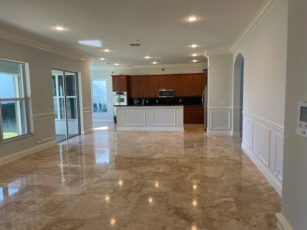 West Palm Beach, FL 33411,9326 Plantation Estates Drive