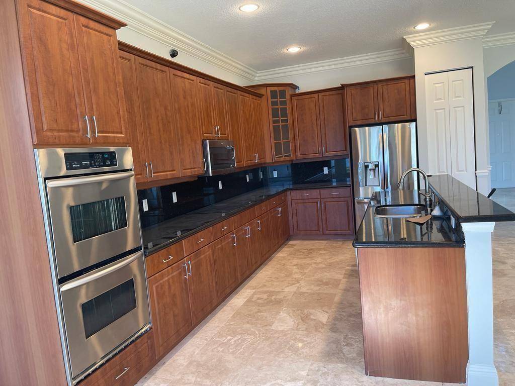 West Palm Beach, FL 33411,9326 Plantation Estates Drive