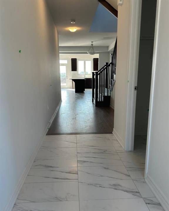 Barrie, ON L9J 0Y7,77 Suzuki ST